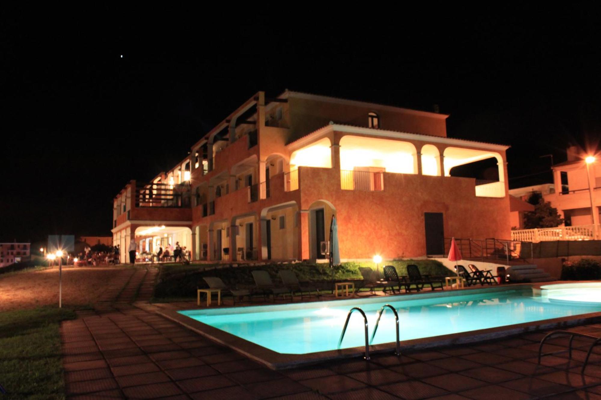 Abbaidda Hotel Valledoria  Ngoại thất bức ảnh